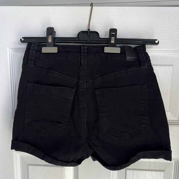 YMI Button Fly 5 pocket High Rise Short Black - Picture 2 of 5